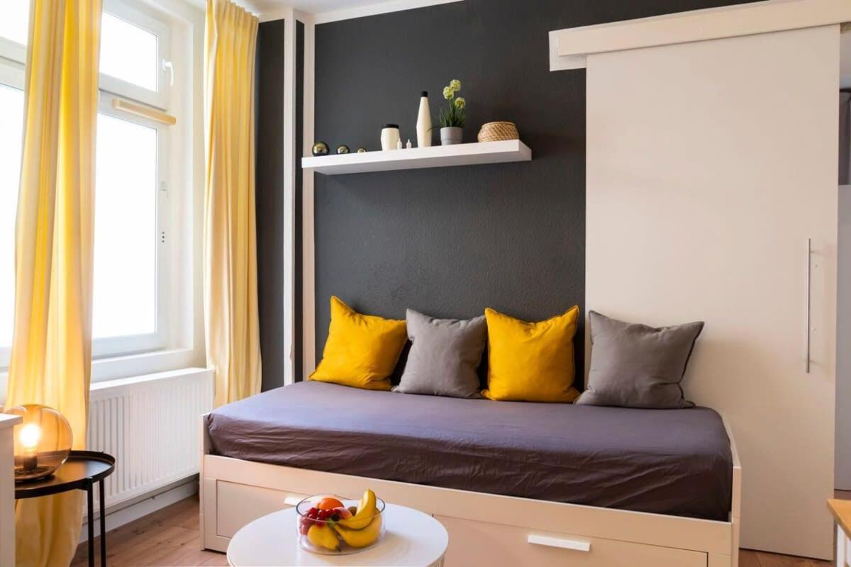 2 Bedroom In Great Location In Kreuzberg Берлин Экстерьер фото