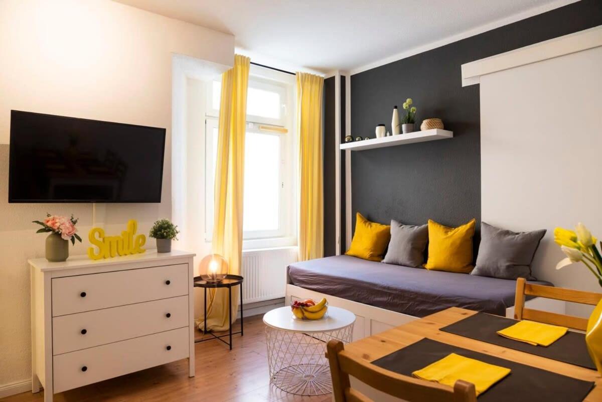 2 Bedroom In Great Location In Kreuzberg Берлин Экстерьер фото