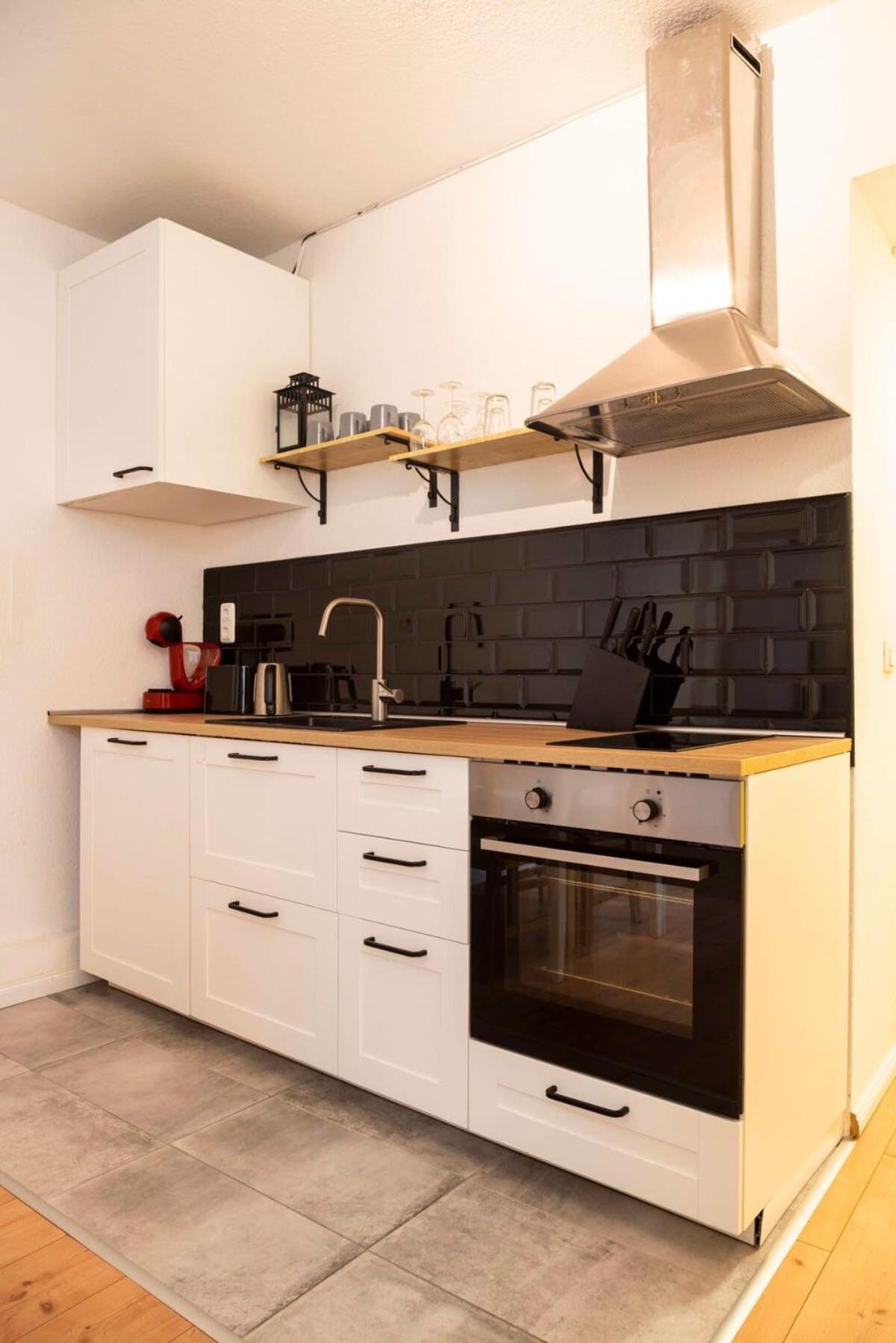 2 Bedroom In Great Location In Kreuzberg Берлин Экстерьер фото